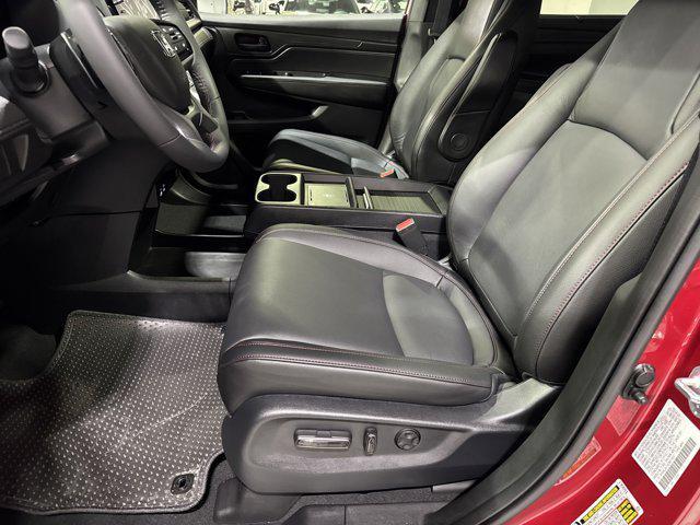 new 2025 Honda Odyssey car, priced at $45,275