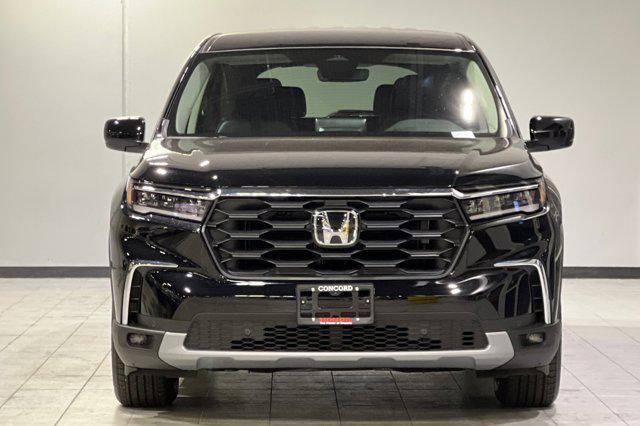 new 2025 Honda Pilot car, priced at $46,995