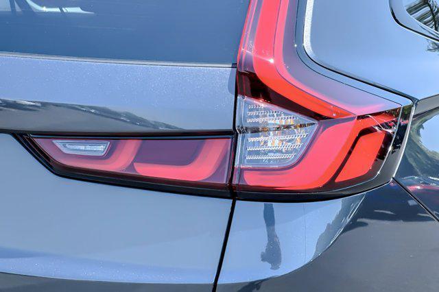 new 2026 Honda CR-V Hybrid car, priced at $41,675