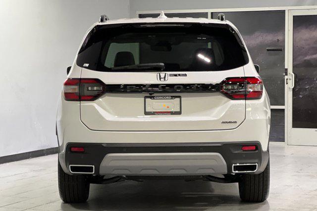 new 2025 Honda Pilot car, priced at $49,350