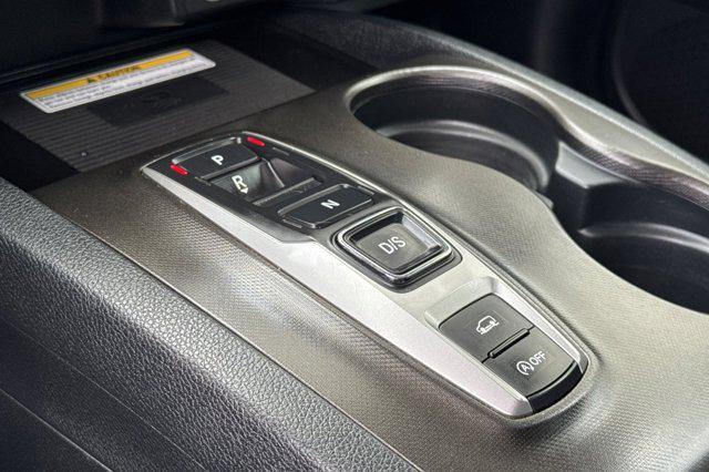 used 2022 Honda Pilot car, priced at $28,886