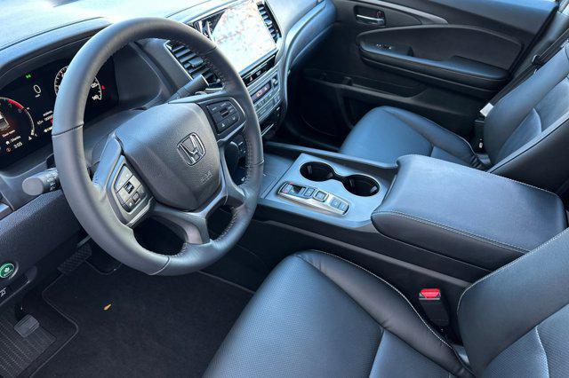 new 2025 Honda Ridgeline car, priced at $42,691