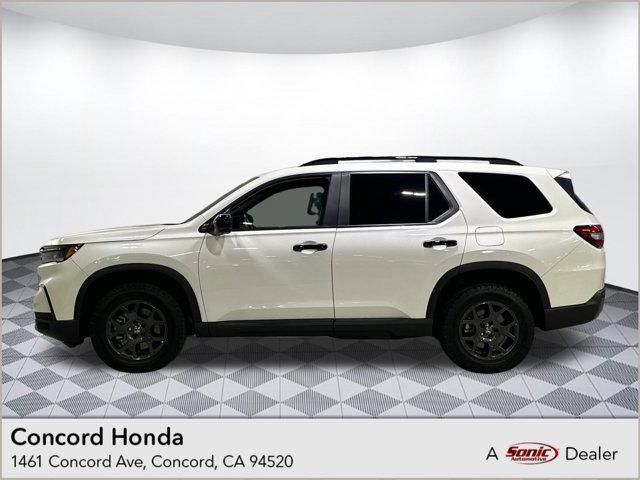used 2024 Honda Pilot car, priced at $41,497