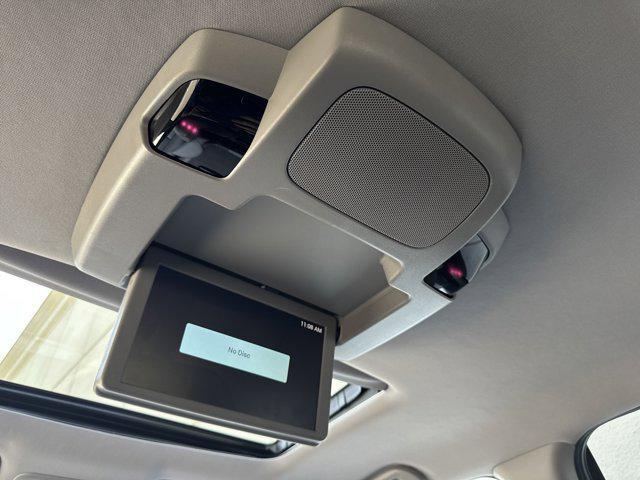 used 2022 Honda Pilot car, priced at $39,999