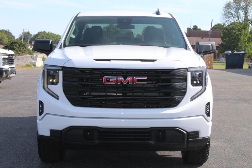 new 2024 GMC Sierra 1500 car, priced at $44,365