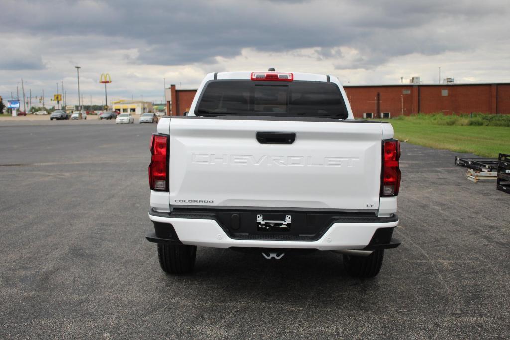 new 2024 Chevrolet Colorado car, priced at $39,465