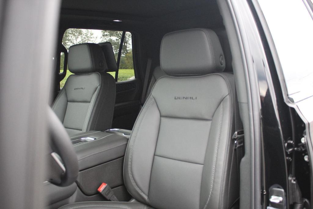 new 2024 GMC Yukon car, priced at $85,890