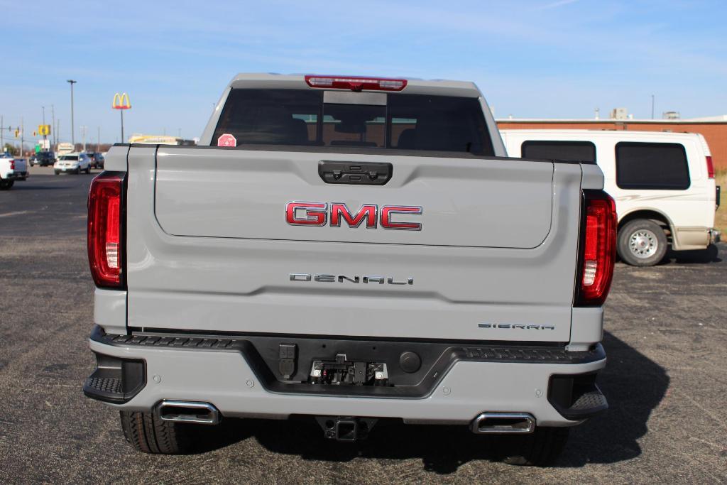 new 2025 GMC Sierra 1500 car, priced at $71,130