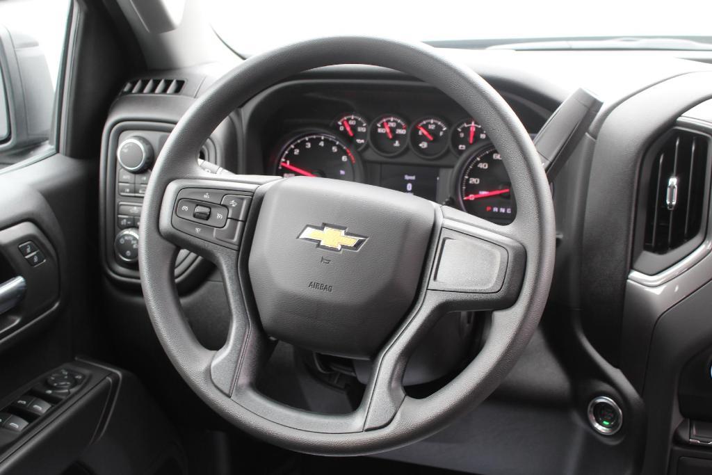 new 2024 Chevrolet Silverado 1500 car, priced at $41,275