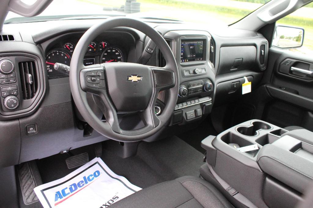 new 2024 Chevrolet Silverado 1500 car, priced at $41,275