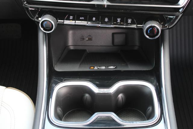used 2025 Chevrolet Traverse car, priced at $53,973