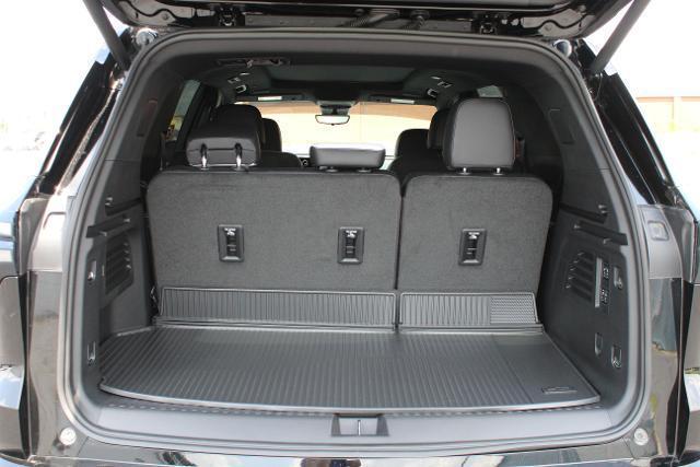 used 2025 Chevrolet Traverse car, priced at $53,973
