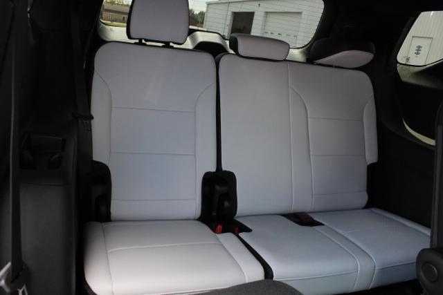 used 2025 Chevrolet Traverse car, priced at $53,973