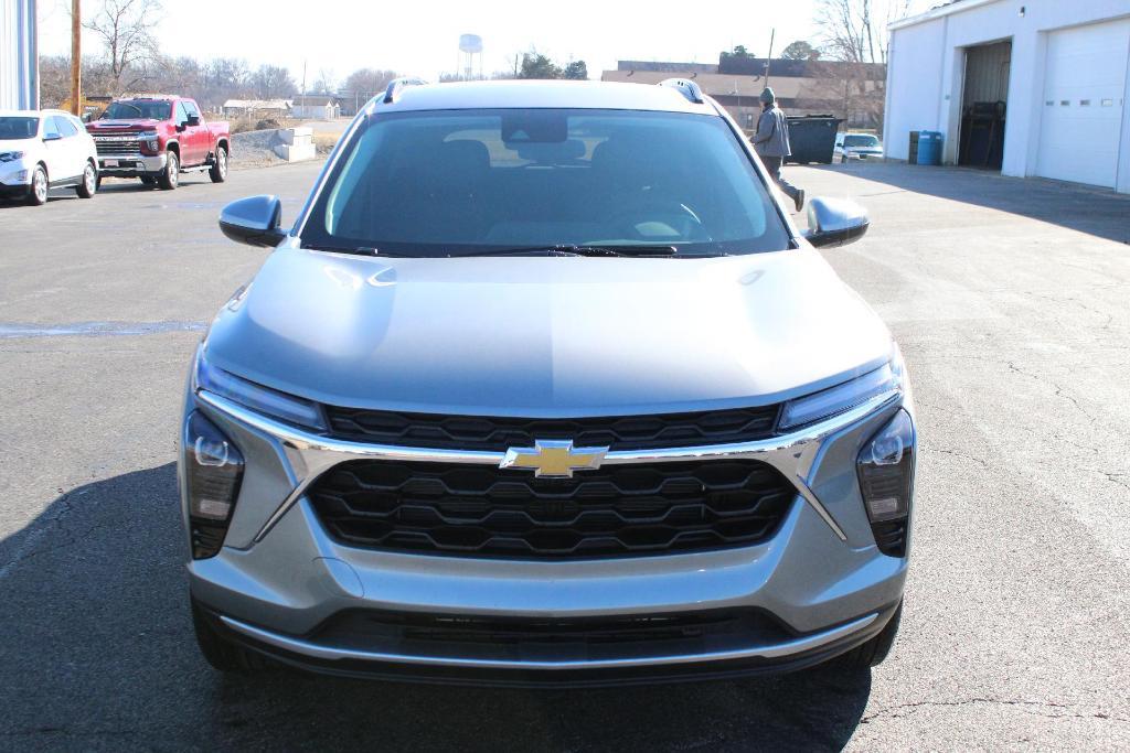 new 2025 Chevrolet Trax car, priced at $25,760