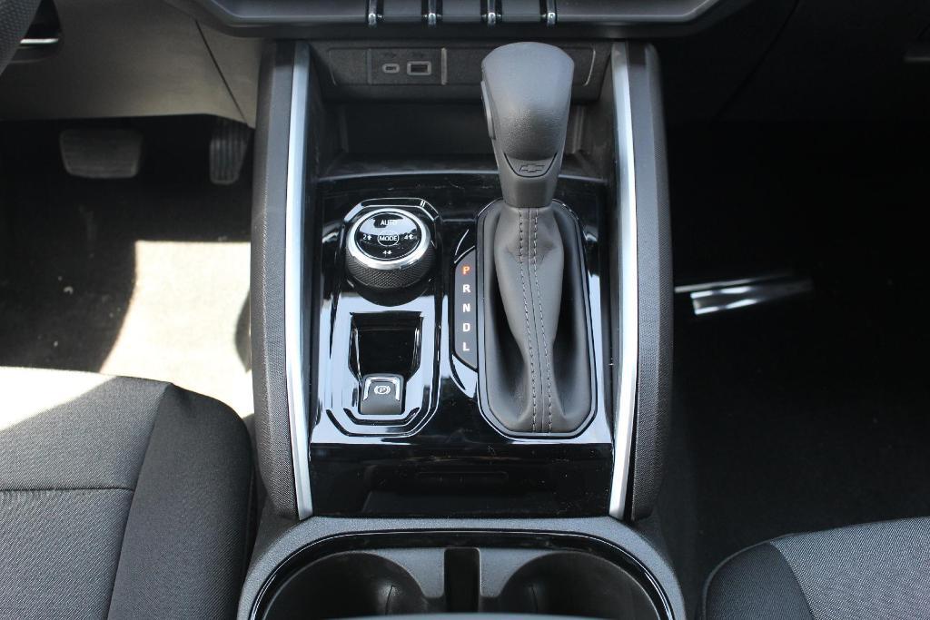 new 2025 Chevrolet Colorado car, priced at $44,339