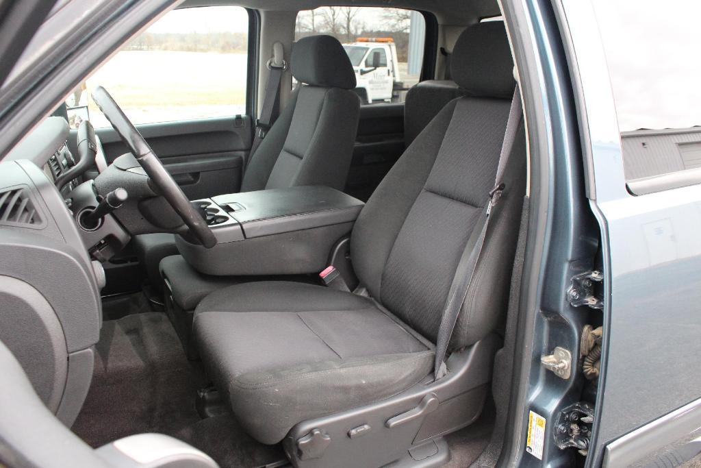 used 2014 GMC Sierra 2500 car, priced at $24,973