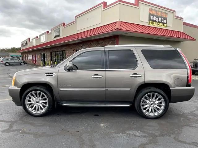 used 2012 Cadillac Escalade car, priced at $16,995