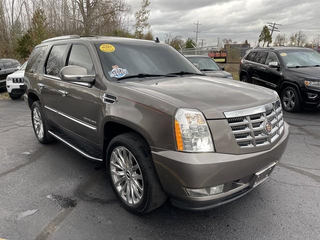 used 2012 Cadillac Escalade car, priced at $17,995