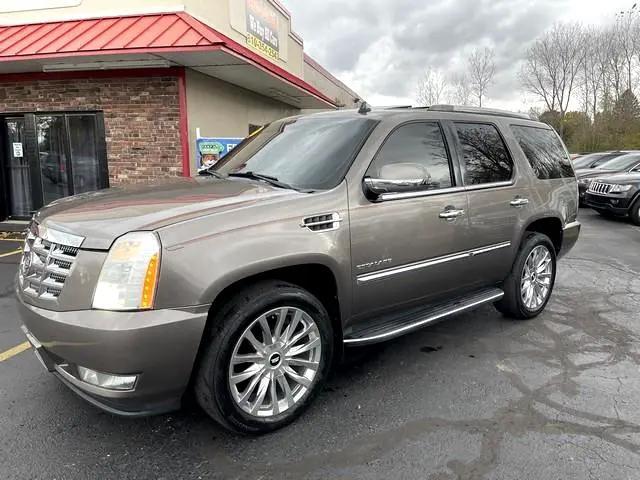 used 2012 Cadillac Escalade car, priced at $16,995