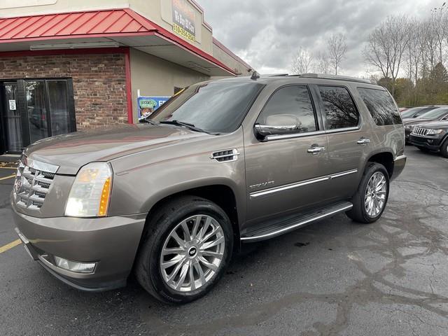 used 2012 Cadillac Escalade car, priced at $17,995