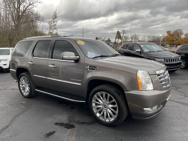 used 2012 Cadillac Escalade car, priced at $17,995