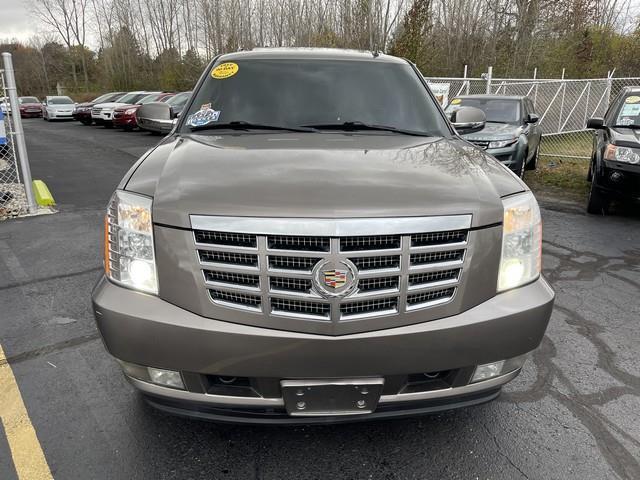 used 2012 Cadillac Escalade car, priced at $17,995