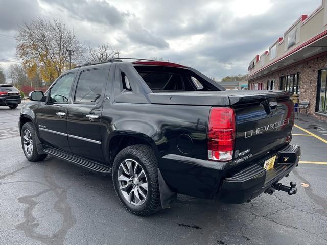 used 2011 Chevrolet Avalanche car, priced at $11,995