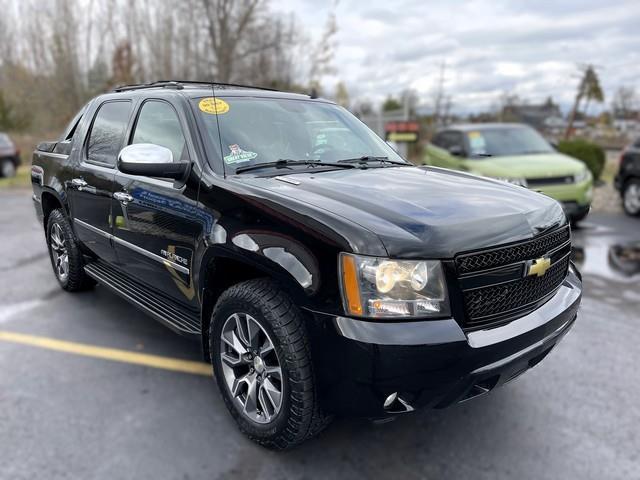 used 2011 Chevrolet Avalanche car, priced at $11,995