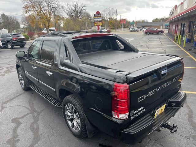 used 2011 Chevrolet Avalanche car, priced at $11,995