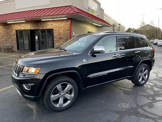used 2016 Jeep Grand Cherokee car, priced at $15,995