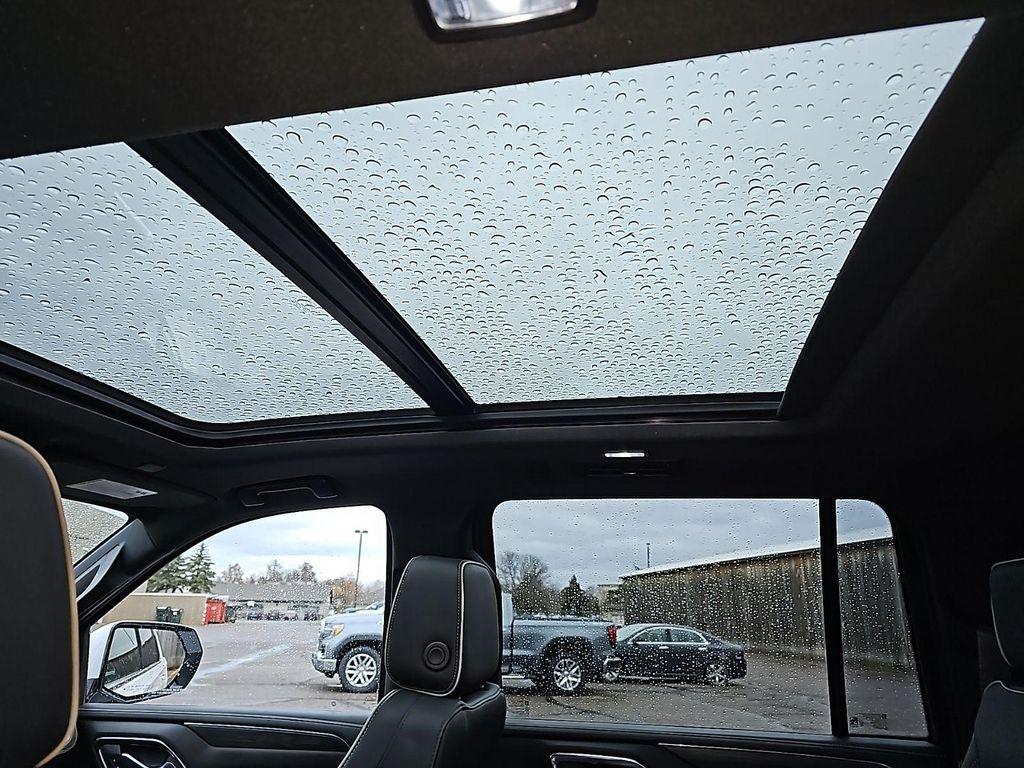 used 2023 GMC Yukon XL car, priced at $53,720