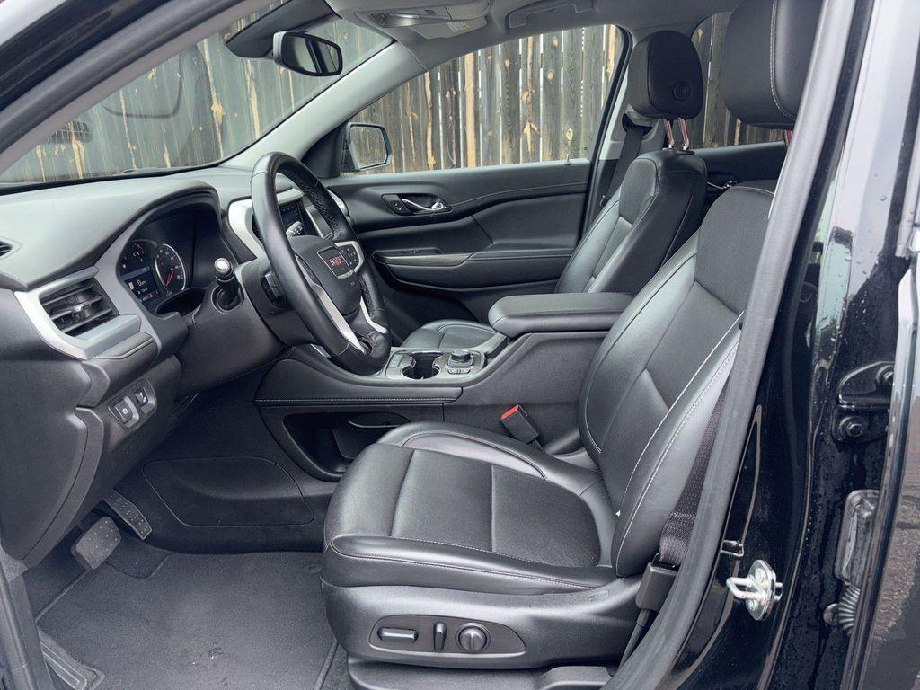 used 2023 GMC Acadia car, priced at $26,991