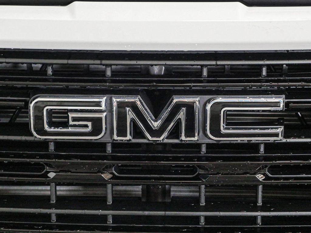 new 2025 GMC Sierra 1500 car, priced at $57,402