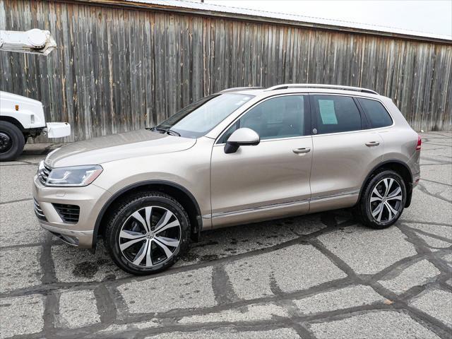 used 2017 Volkswagen Touareg car, priced at $21,563