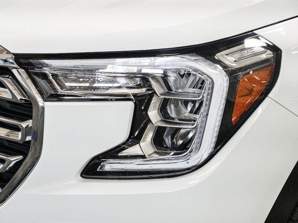 used 2024 GMC Terrain car, priced at $24,674