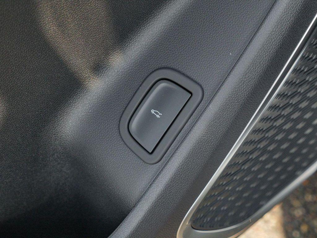 new 2025 Buick Enclave car, priced at $47,864