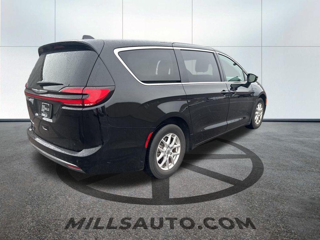 used 2024 Chrysler Pacifica car, priced at $30,300
