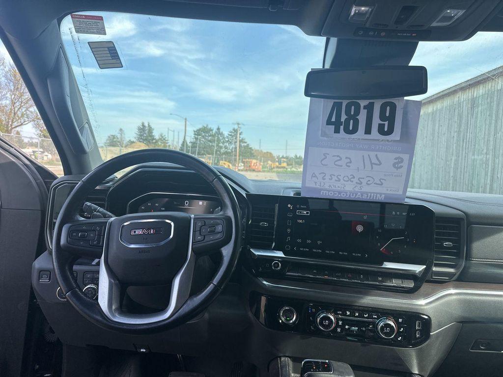 used 2023 GMC Sierra 1500 car, priced at $40,993