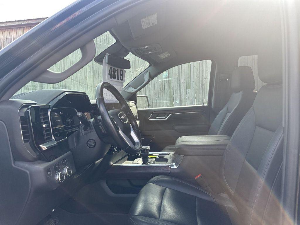 used 2023 GMC Sierra 1500 car, priced at $40,993