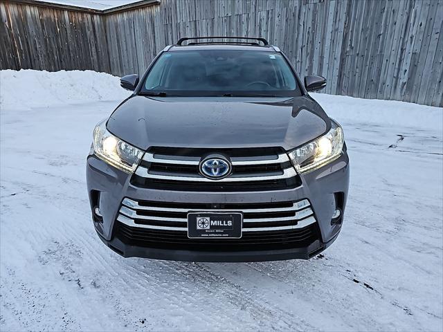 used 2019 Toyota Highlander Hybrid car, priced at $28,431