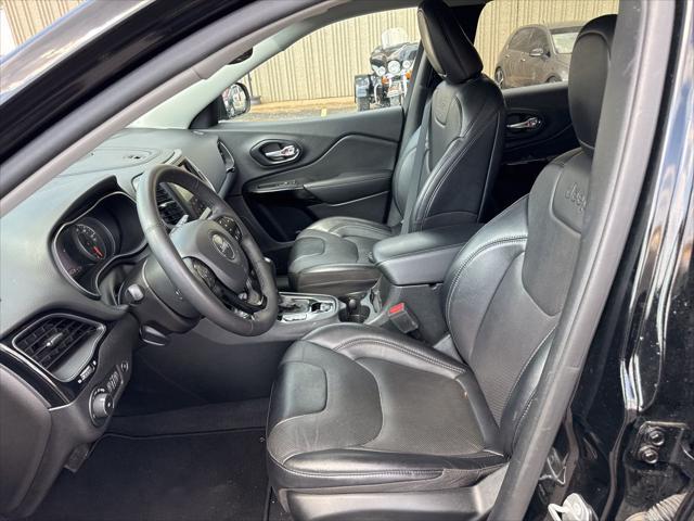 used 2023 Jeep Cherokee car, priced at $24,590