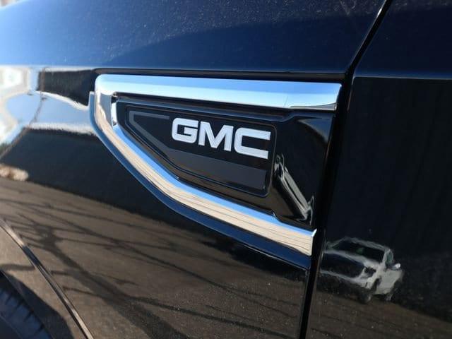 new 2024 GMC Yukon XL car, priced at $74,000