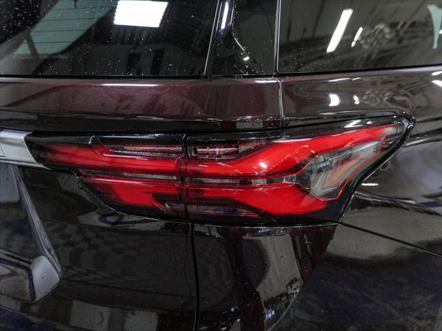 used 2023 Chevrolet Traverse car, priced at $43,470