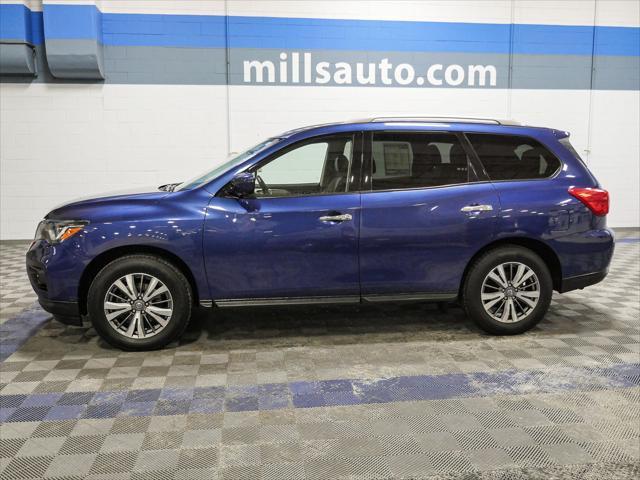 used 2020 Nissan Pathfinder car, priced at $18,427