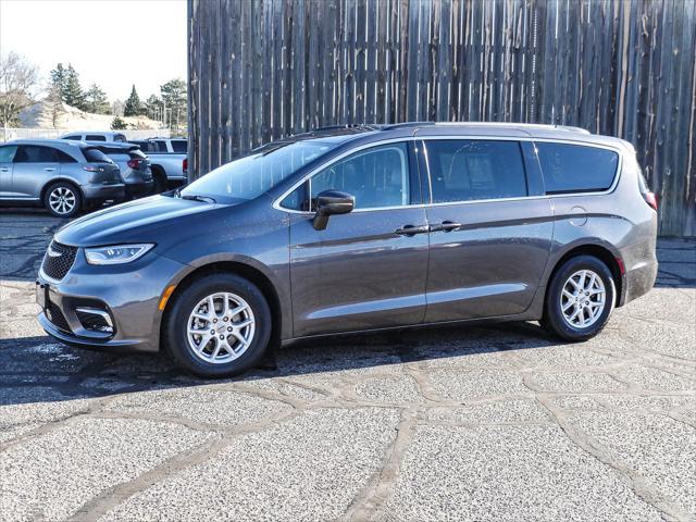 used 2022 Chrysler Pacifica car, priced at $21,450