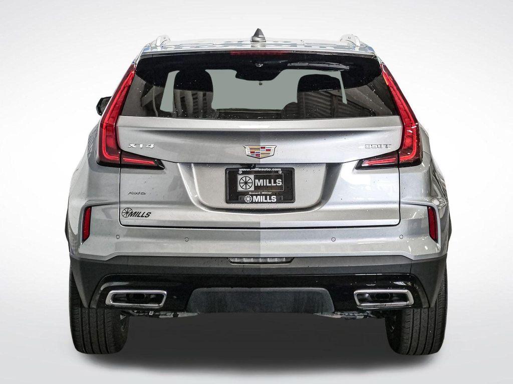 used 2025 Cadillac XT4 car, priced at $33,833