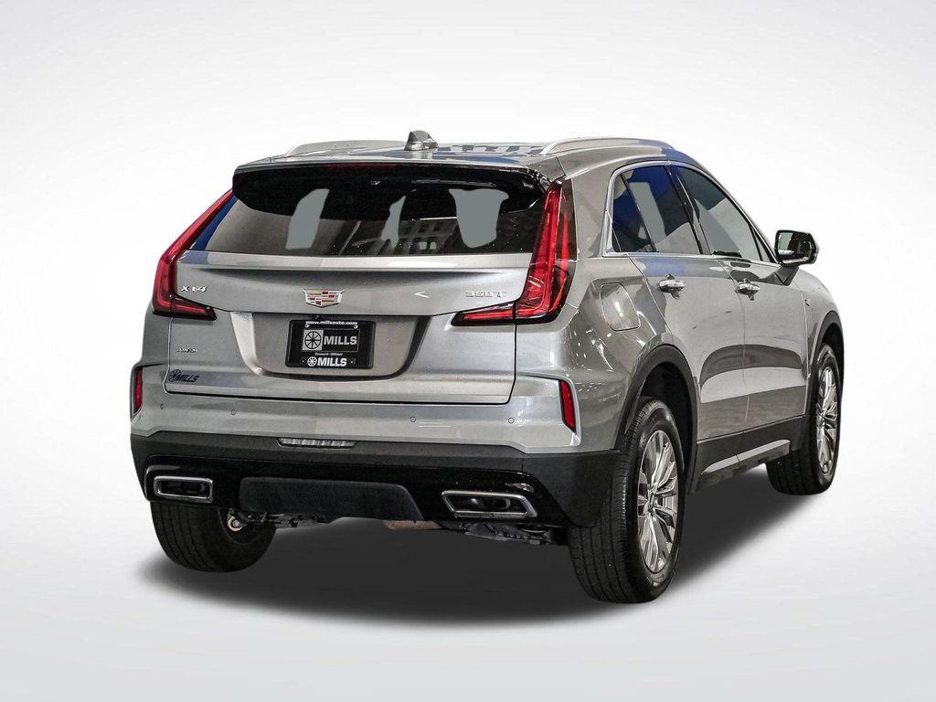 used 2025 Cadillac XT4 car, priced at $33,833