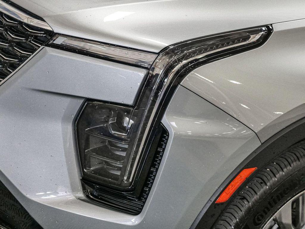 used 2025 Cadillac XT4 car, priced at $33,833