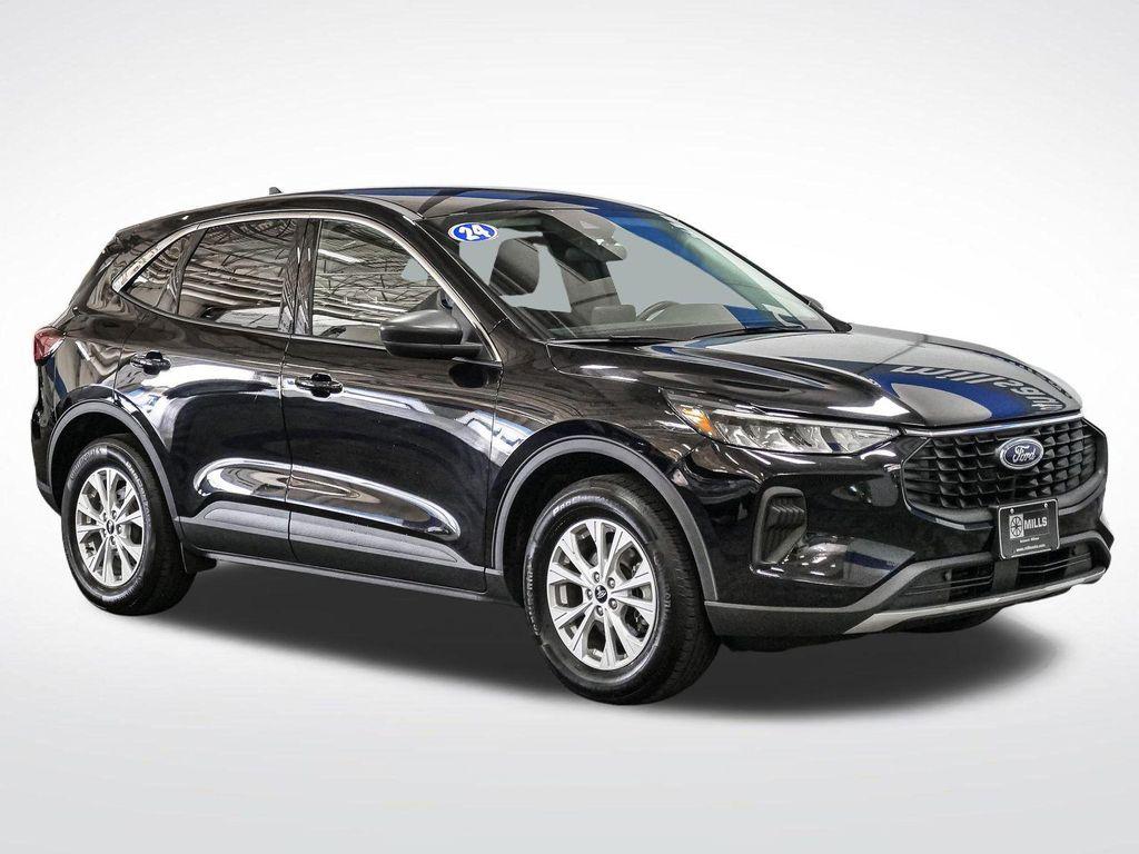 used 2024 Ford Escape car, priced at $21,997