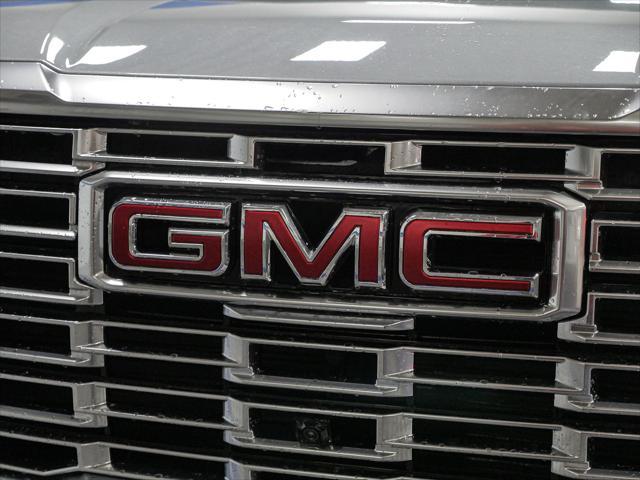 new 2025 GMC Yukon XL car, priced at $94,425